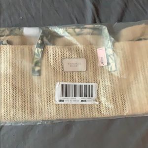 Brand new/unopened tote